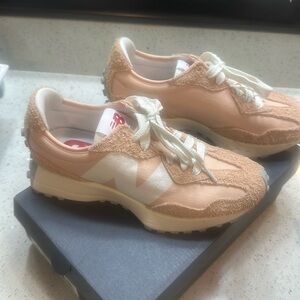 New Balance 327-Pink Beige size 8.5